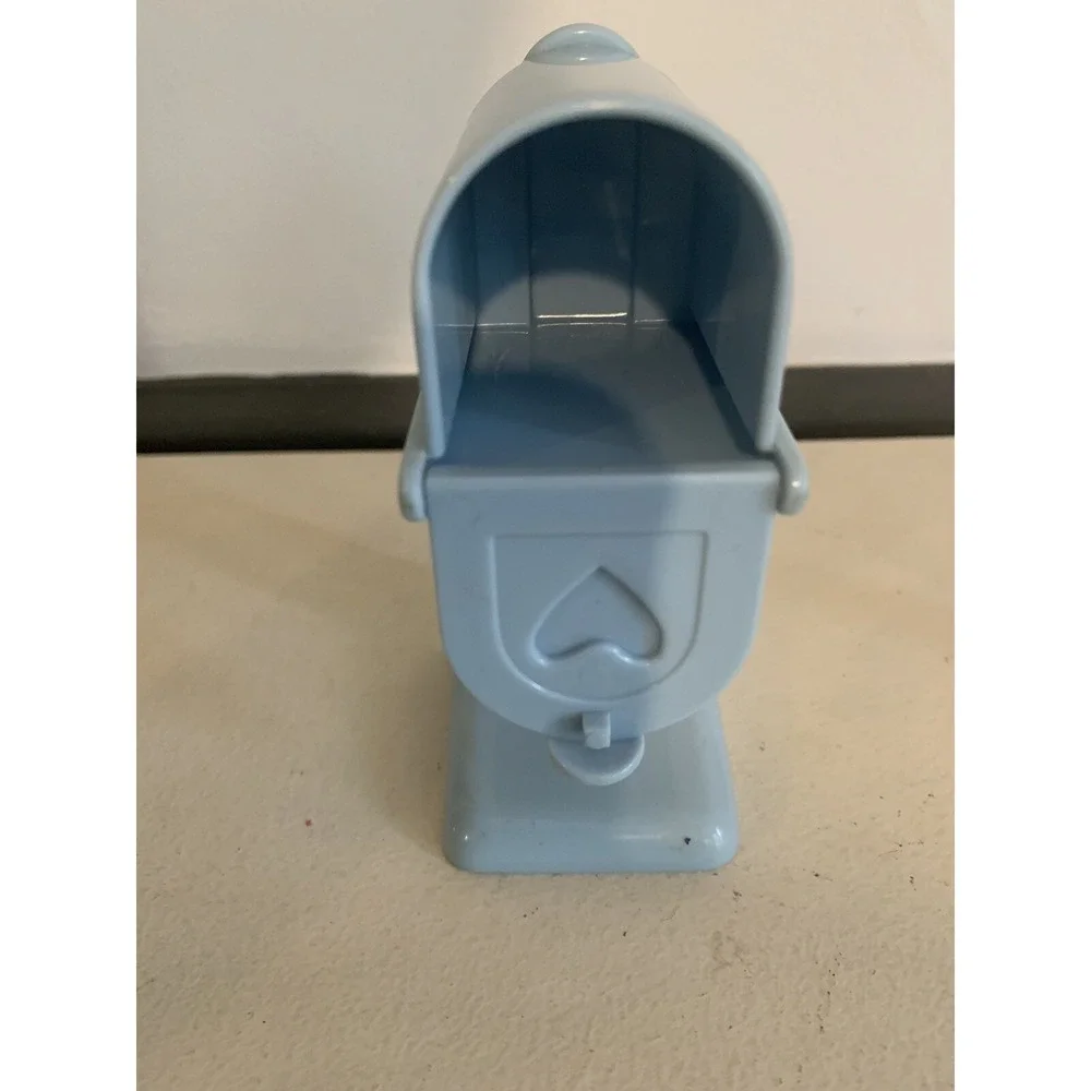 1991 Playskool Dollhouse Vintage Blue Mailbox‎